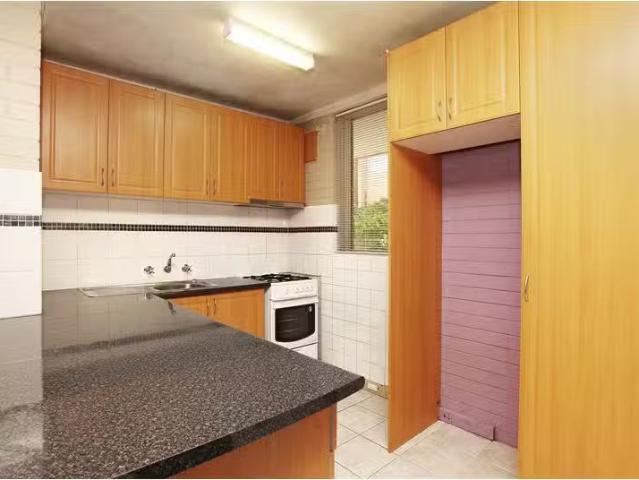 Rental! 9/3 Russell Avenue, North Perth Apartment for rent Li.