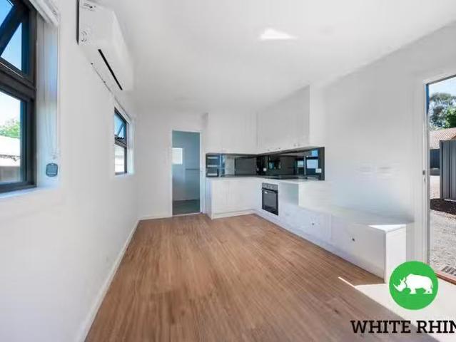 Cheap 9/44 Kinkora Place, Crestwood, NSW 2620