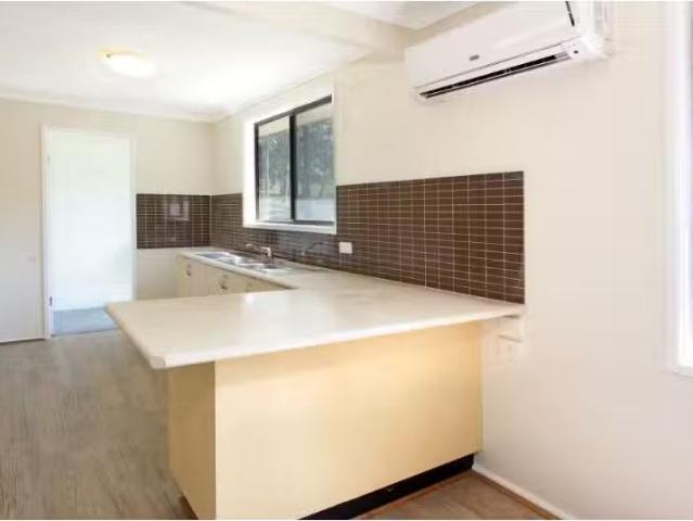 Charming 94a Avoca Road, Grose Wold House for rent Listed by.