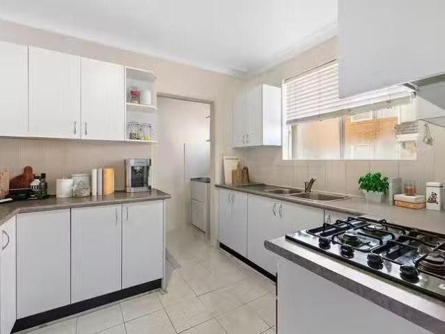 Cozy 9/777 Pittwater Road, Dee Why, NSW 2099