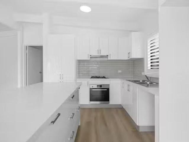 Rental! 97 Grant Street, Sebastopol, VIC 3356
