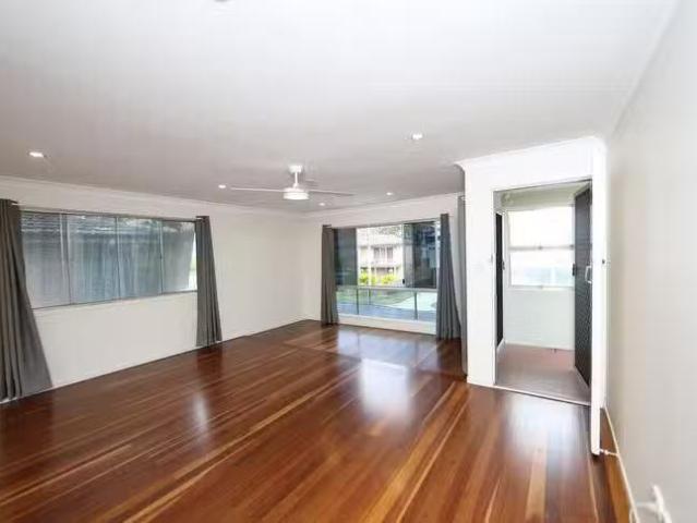 New 99 persons Street, Mount Gravatt East, QLD 4122
