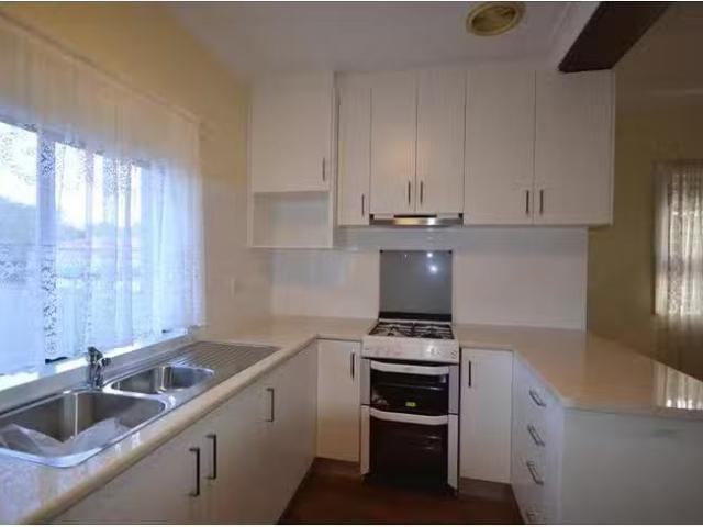 Just in! 9 Vivienne Street, Kingsgrove, NSW 2208