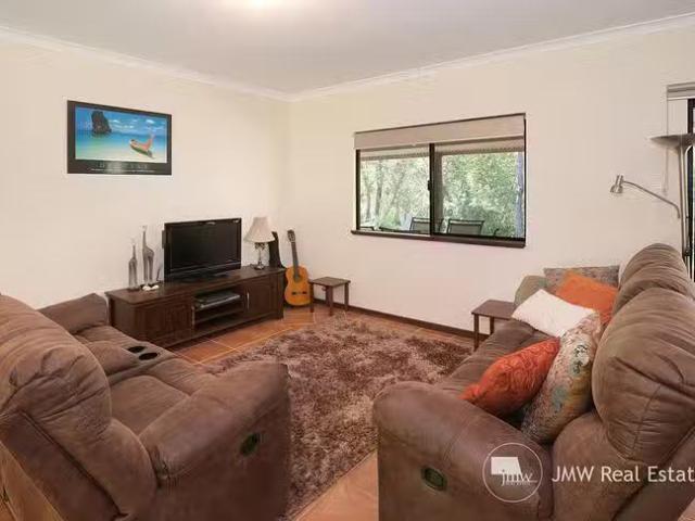 Just in! 9 Backwater Retreat, Quindalup, WA 6281
