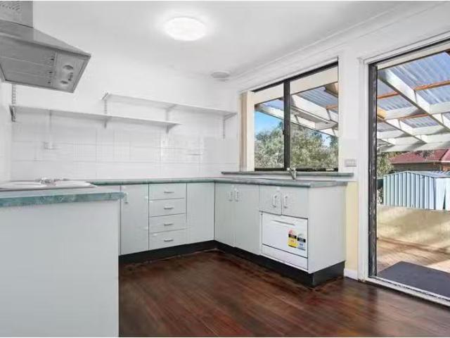 Deal! 9 Botany Place, RUSE House for rent Listed by Jessica S.