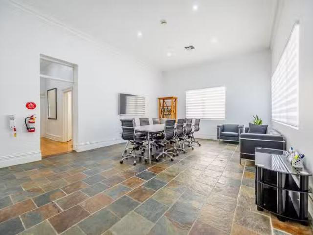 Cozy 9 George Street, HINDMARSH, SA 5007 Offices for Rent