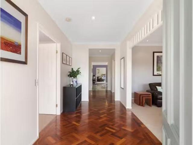 Nice 9 Lilac Avenue, Bowral House for rent Listed by Katie Sc.