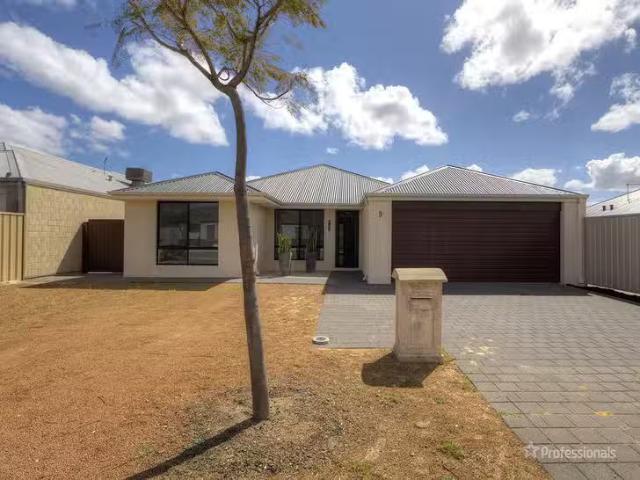 Charming 9 Nutmeg Place, Wattle Grove, WA 6107