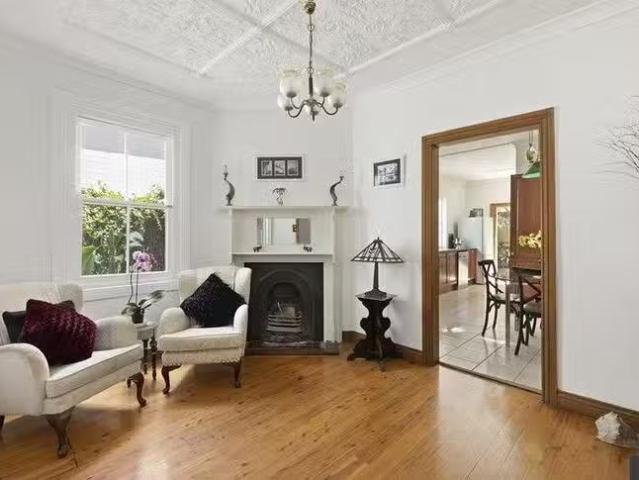 Charming 9 Park Street, Erskineville, NSW 2043