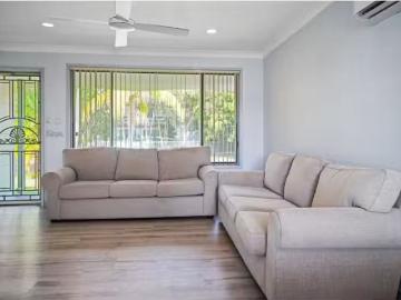 Tuggerah Lake, Jilliby, Wyong Region, Snapper Island