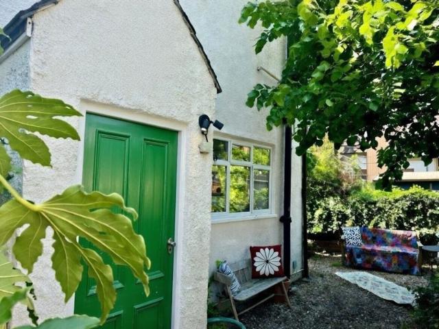 Unique Cottage in prime location