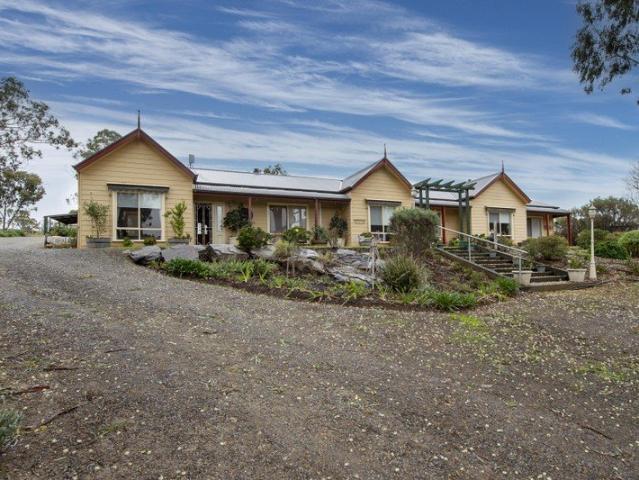 UNIQUE COUNTRY LIVING AT ITS BEST TWO HOMES UNDER ONE ROOF