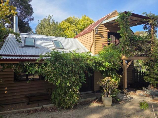 Unique Converted Barn Character, Comfort & Lifestyle