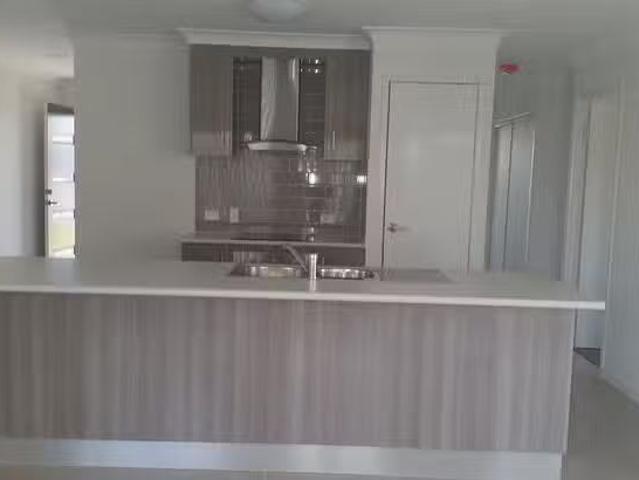 Deal! A/24 Cato Court, Torquay, QLD 4655