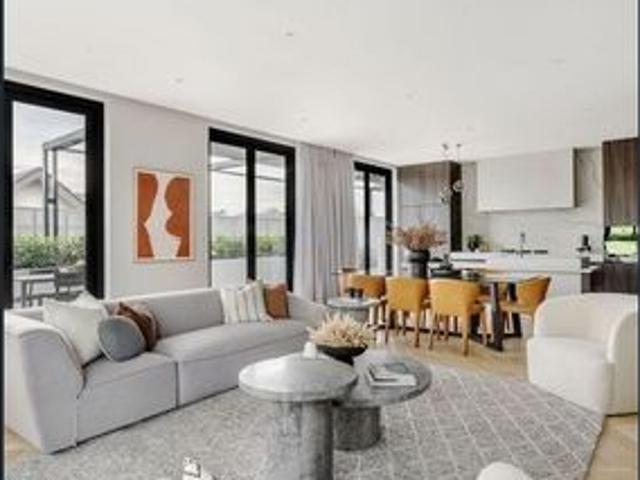 Unique and Luxury