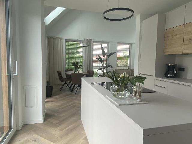 Unique and stylish maisonette apartment for rent