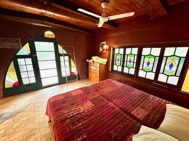 Unique apartment for rent at Cedar Park Rainforest Resort in a small community located in Koah on the Atherton Tablelands outside Cairns
