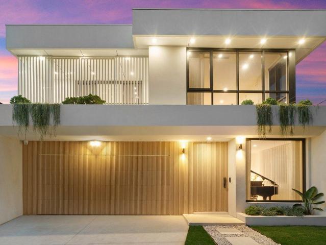 Unique Brand new architectural masterpiece, offering refined opulence and incredible convenience