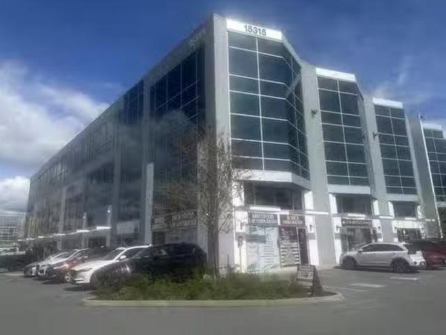 For Rent! Avenue, Surrey, BC, V3S 2A1 commercial for lease.