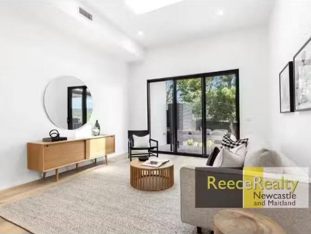 New B/29 Charlton Street, Lambton Townhouse for rent Listed b.