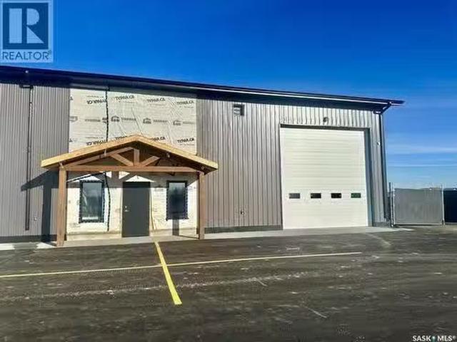 Cheap B 881 8Th Street S, Martensville, SK, S0K 0A2 commerci.