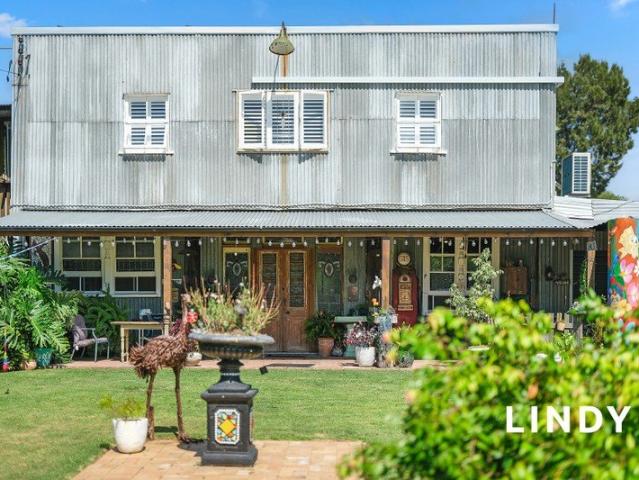 UNIQUE DOWNTOWN PROPERTY. 908SQM