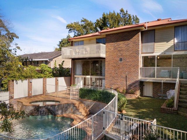 Unique Entertainer in idyllic natural setting