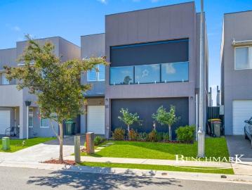 Stand Alone 4 bedroom Home in Spring Farm