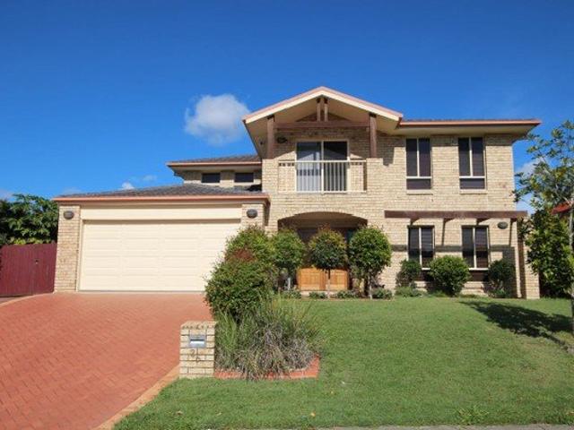 UNIQUE FAMILY HOUSE