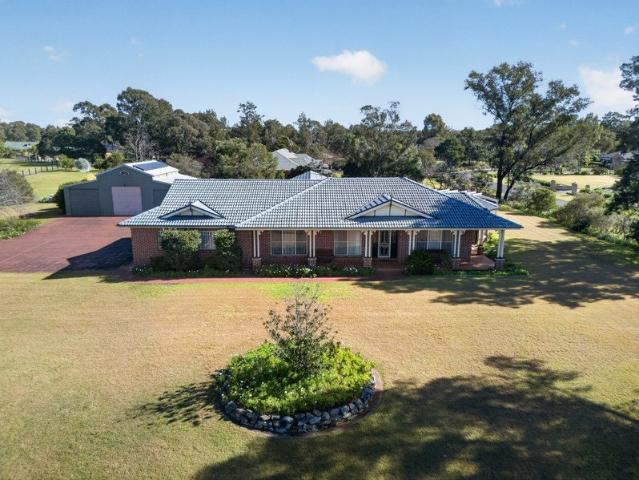 Unique Floorplan, Ultimate Shed Space & Endless Potential