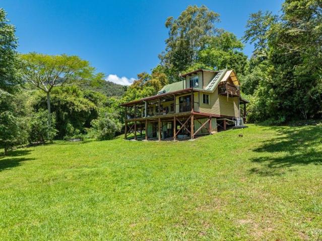 Unique Home Minutes From Town