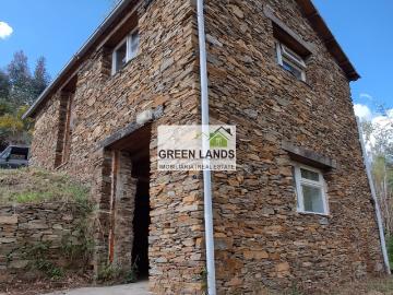Unique off grid property Quinta da Ribeira, near Benfeita