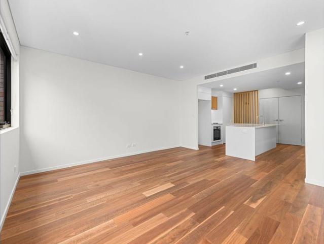 Spacious Modern Apartment