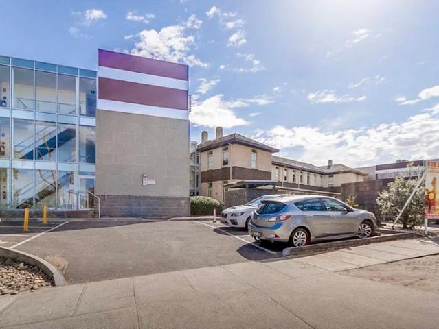 Unique Opportunity Adjacent to La Trobe University