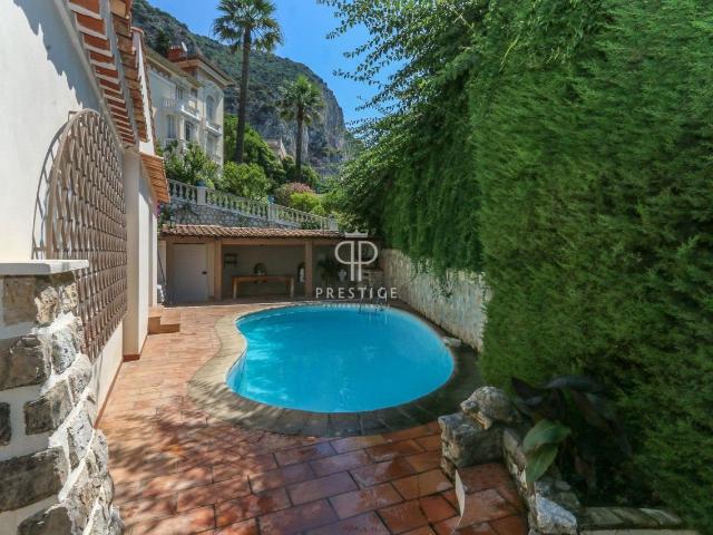 Unique opportunity to acquire a beautiful 3 bedroom villa se. 100m² Beaulieu Sur Mer
