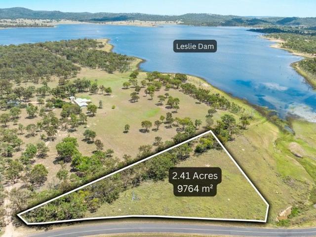 UNIQUE OPPORTUNITY TO OWN LIFESTYLE BLOCK at LAKE LESLIE