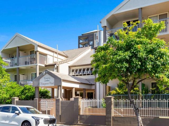 Unique Loft Living in the Heart of Kangaroo Point