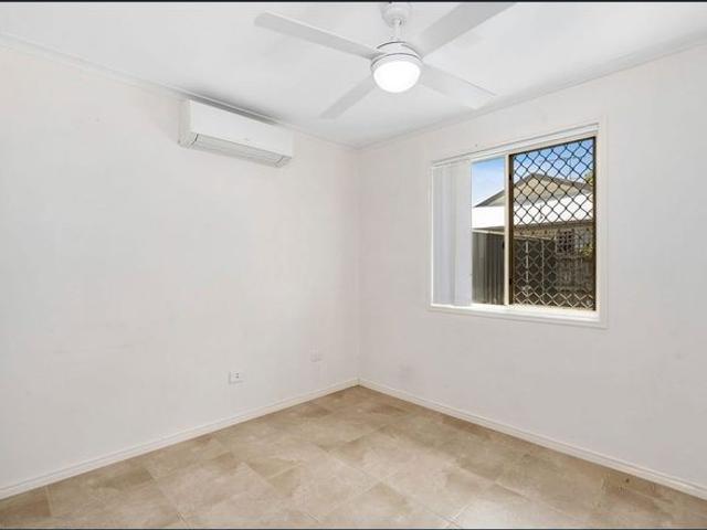 Unique Large Yard house with 8 carpark space and fully renovation inside