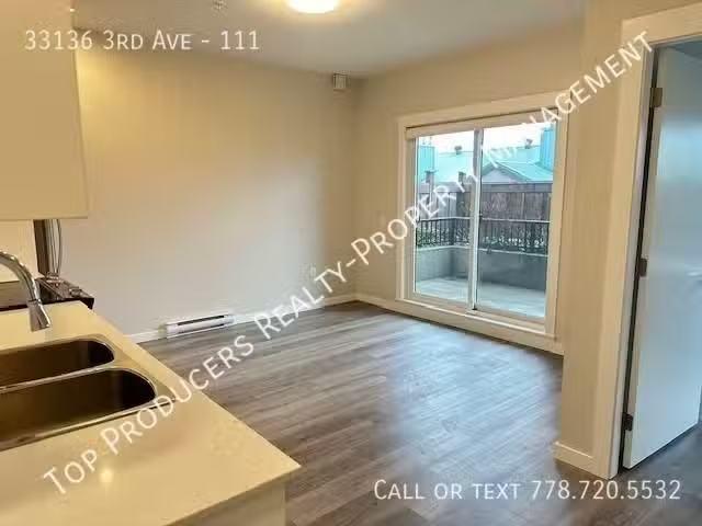 Cozy Last month FREE with 12 month lease 33136 3rd Ave #111