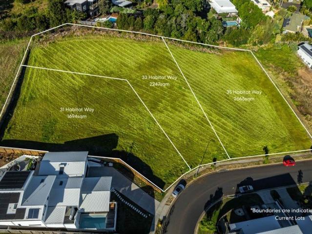 Large vacant block with elevated hinterland views
