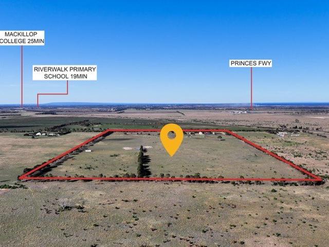 Unique Lifestyle Opportunity: 75 ACRES, TWO DWELLINGS & ONE EXCELLENT INVESTMENT!