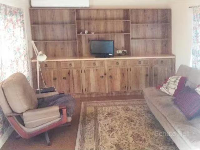 Nice. Mitchell Highway, Narromine Apartment for rent Listed.