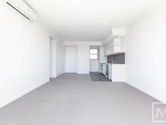 Cozy Shoalwater Street, North Coogee, WA 6163