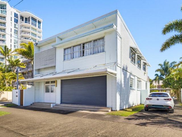 Unique Spacious Home in the Heart of Maroochydore