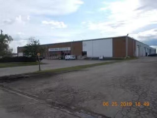 Rental! Street, Grande Prairie, AB, T8V 4W1 commercial for l.