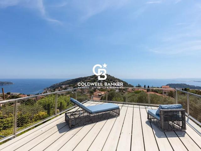 Unique sur le marché: Chef d'œuvre contemporain signé Jacqu. 360m² Nice