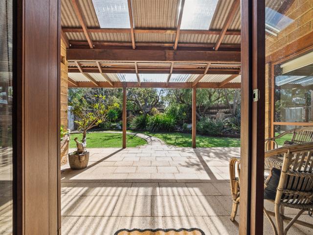 Unique private oasis in central location