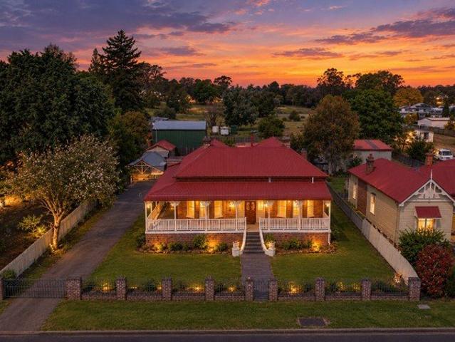 UNIQUE PROPERTY