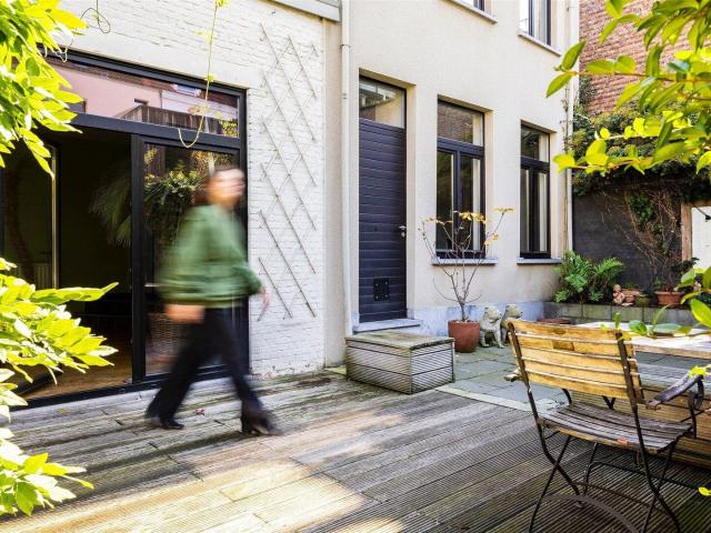 UNIQUE PROPERTY WITH TERRACE AND GARAGE IN 'OUD BERCHEM'