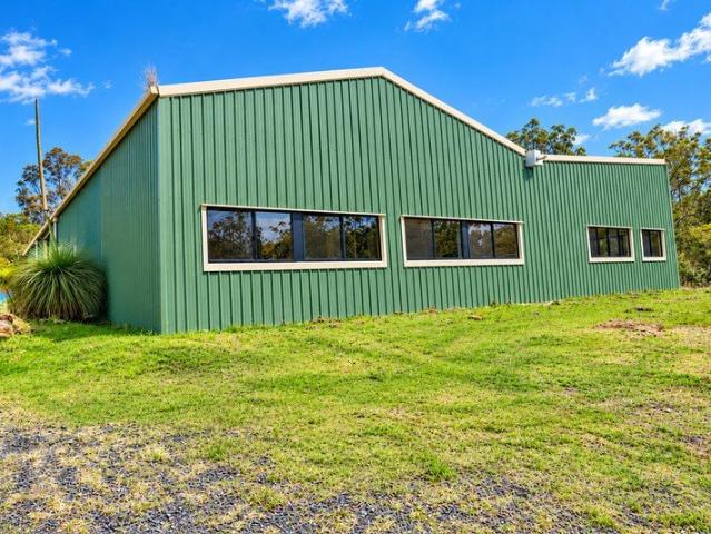 UNIQUE RURAL PROPERTY WITH EXTENSIVE ACCOMMODATION